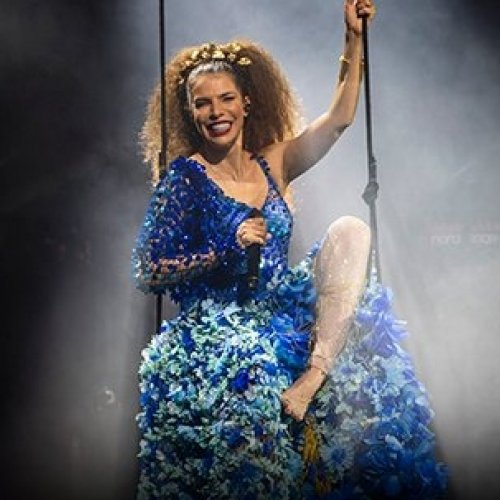 Vanessa da Mata leva a turnê [Vanessa da Mata leva a turnê