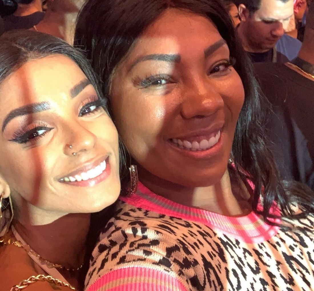 Mãe de Ludmilla parabeniza nora e brinca [Mãe de Ludmilla parabeniza nora e brinca