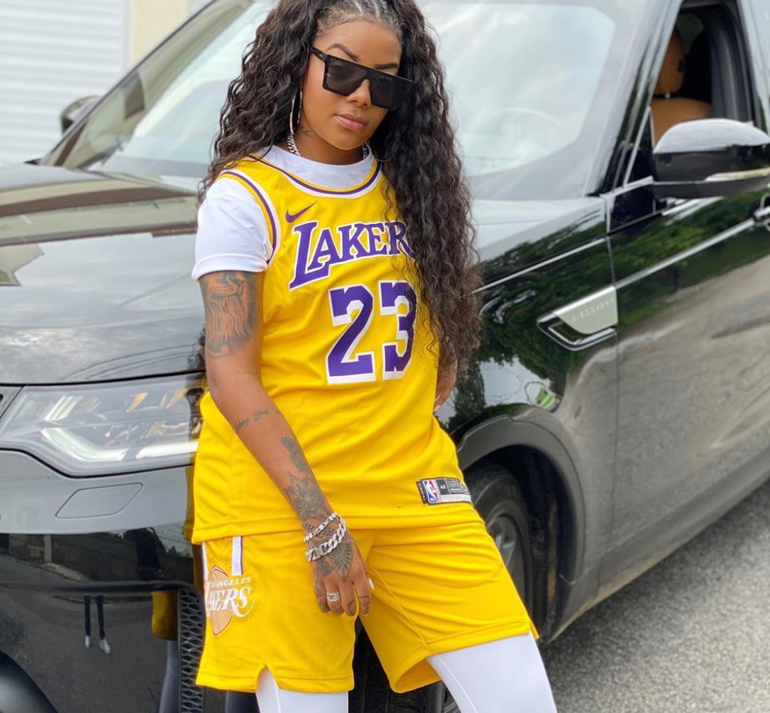 Ludmilla compra carro de luxo: [Ludmilla compra carro de luxo: