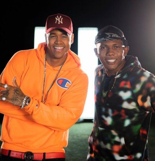 Léo Santana lança clipe Léo Santana lança clipe