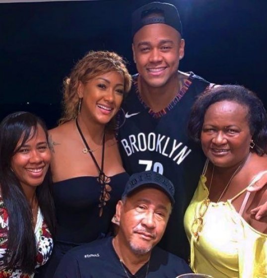 Léo Santana faz festa em família: Léo Santana faz festa em família:
