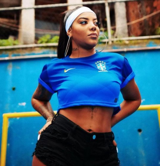 Confira! Ludmilla cria programação de 24 horas para lançar “Rainha da Favela”