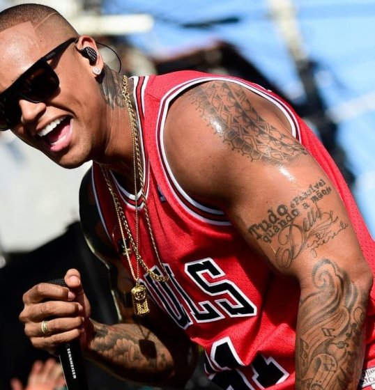 Léo Santana faz o Natal do GG, um show de presente para a sua comunidade, a Boa Vista do Lobato Léo Santana faz o Natal do GG, um show de presente para a sua comunidade, a Boa Vista do Lobato