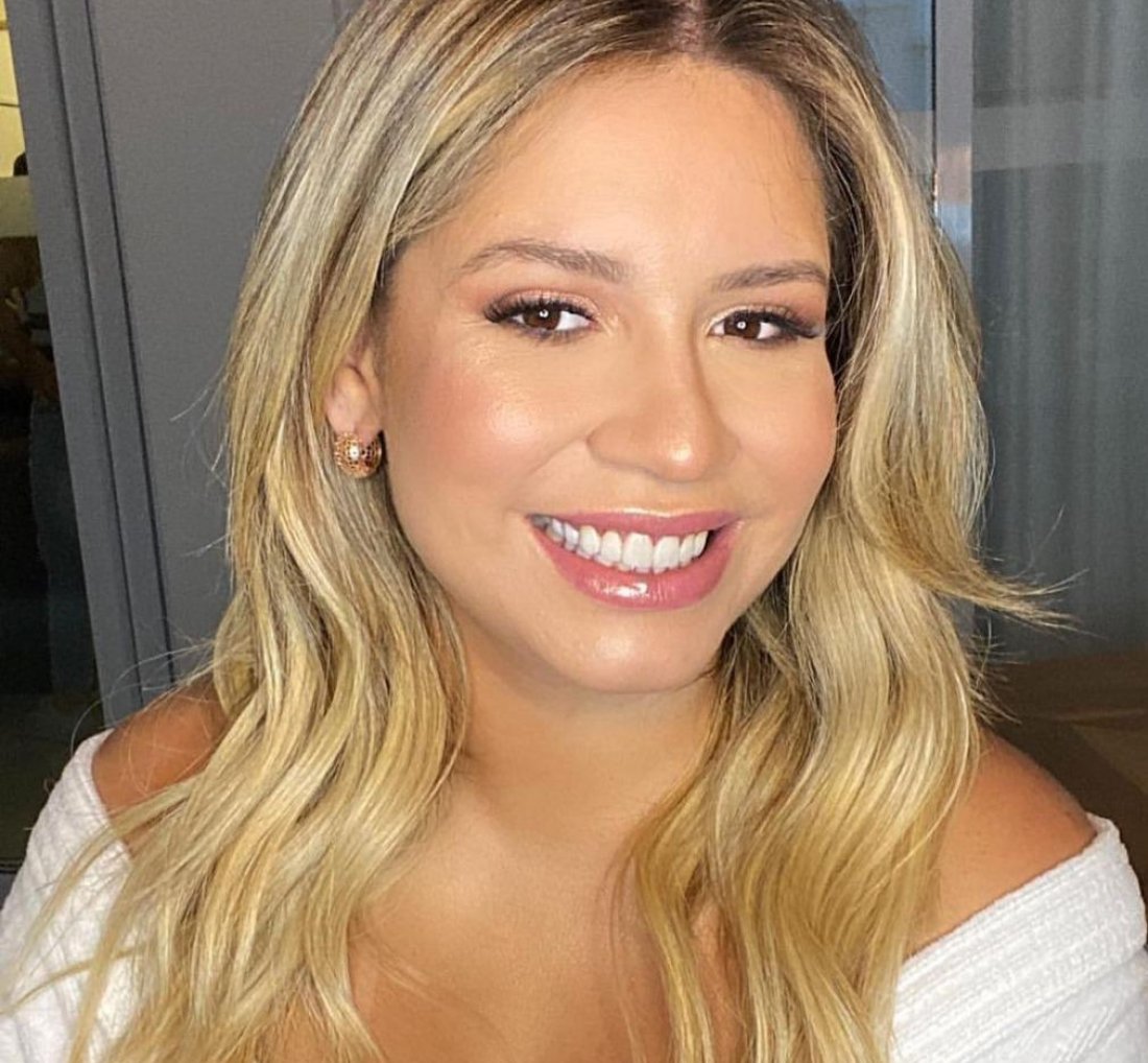 Marília Mendonça posta vídeo mostrando o bronze e brinca:  [Marília Mendonça posta vídeo mostrando o bronze e brinca: