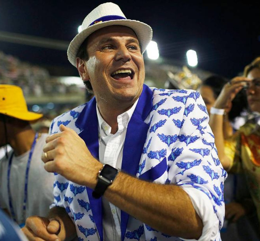 O prefeito do Rio de janeiro Eduardo Paes fala sobre Carnaval em Julho: [O prefeito do Rio de janeiro Eduardo Paes fala sobre Carnaval em Julho: