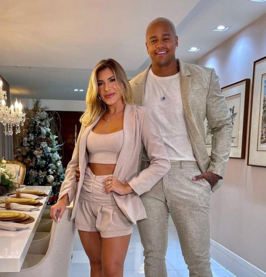 Léo Santana e Lore Improta revelam o mês que acontecerá o casamento Léo Santana e Lore Improta revelam o mês que acontecerá o casamento