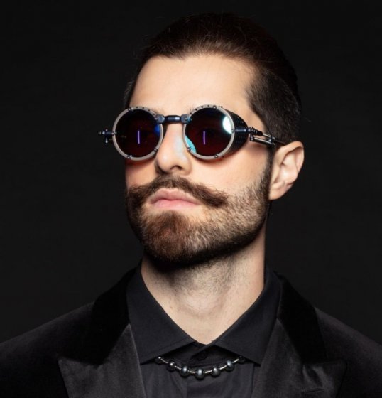 Alok volta aos palcos em show para 100 mil pessoas na Europa Alok volta aos palcos em show para 100 mil pessoas na Europa