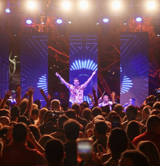 Alexandre Peixe celebra sucesso do Axezin Praia do Forte e anuncia segunda edição da festa