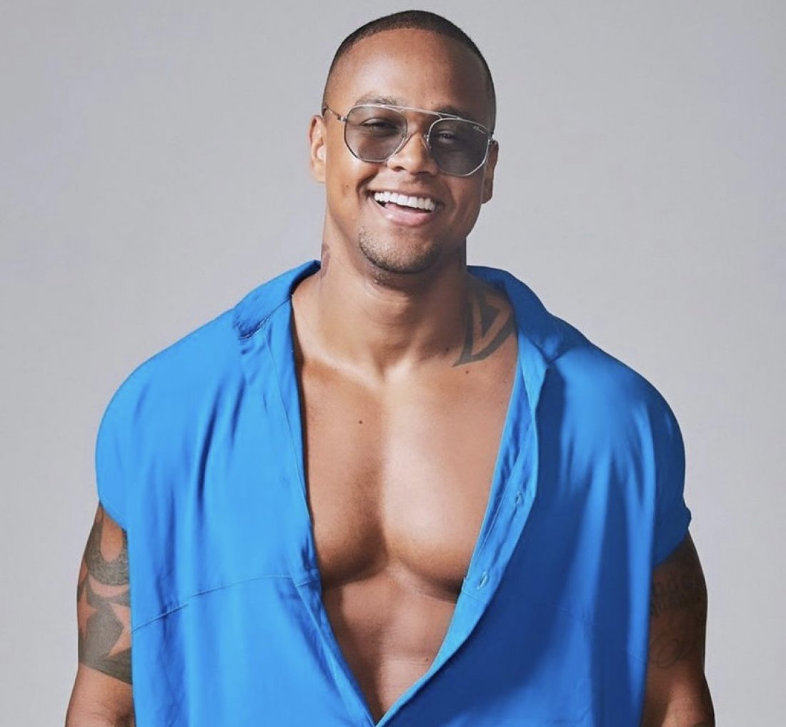 Léo Santana lança os primeiros singles do projeto [Léo Santana lança os primeiros singles do projeto