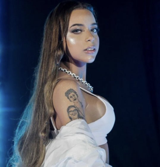 Anna Catarina lança clipe novo da música: Anna Catarina lança clipe novo da música: