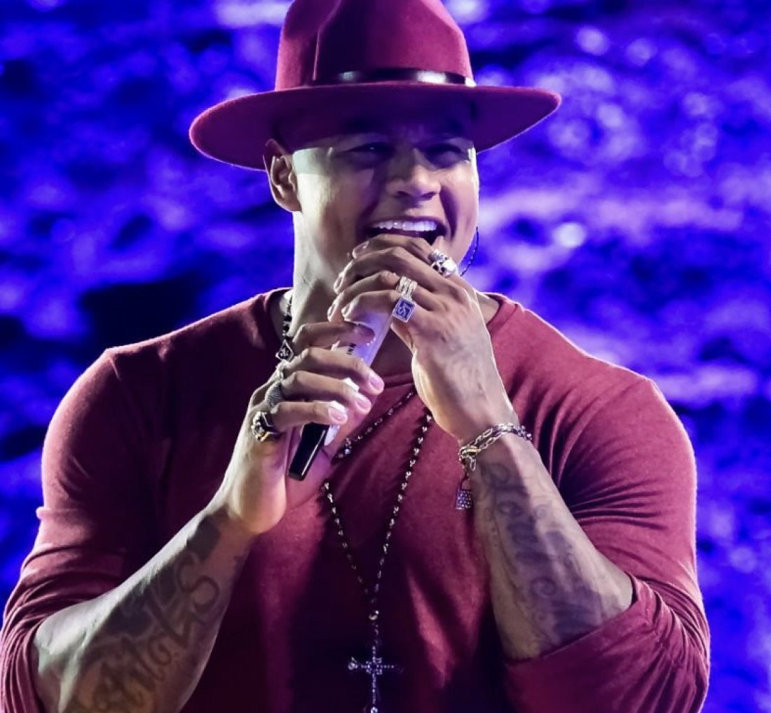 Léo Santana lança [Léo Santana lança