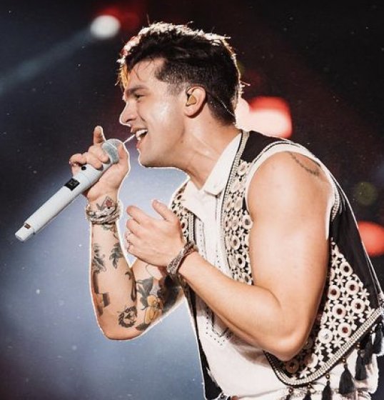 Luan Santana anuncia lançamento de três músicas inéditas Luan Santana anuncia lançamento de três músicas inéditas