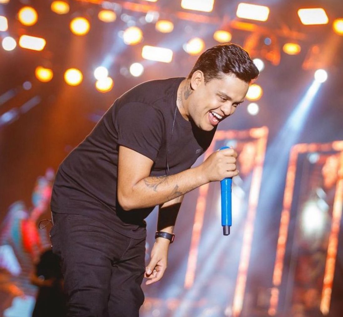 Thiago Aquino fala em [Thiago Aquino fala em