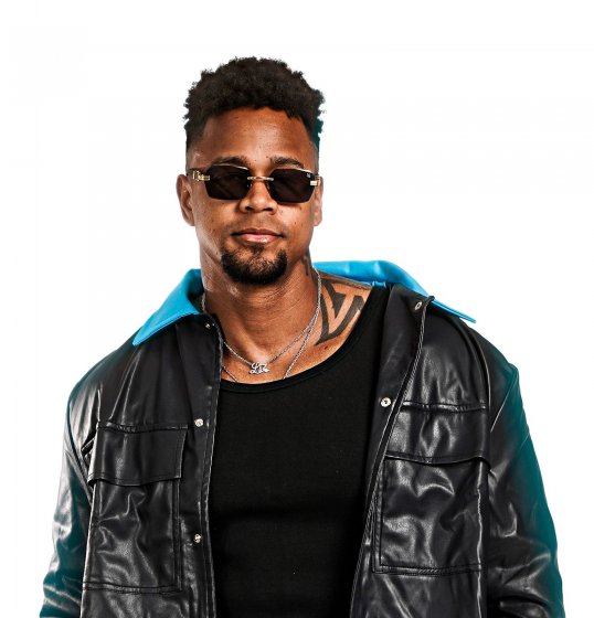 Nas redes socias Léo Santana revela bastidores do 'Paggodin' Nas redes socias Léo Santana revela bastidores do 'Paggodin'