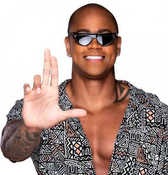 Léo Santana lança ''Paggodin' Léo Santana lança ''Paggodin'