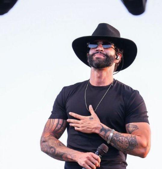 Gusttavo Lima apresenta show exclusivo no Royal Palm Hall em Campinas