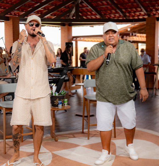 Humberto & Ronaldo se preparam para lançar primeiro EP do projeto “Voz e Tecladão” Humberto & Ronaldo se preparam para lançar primeiro EP do projeto “Voz e Tecladão”