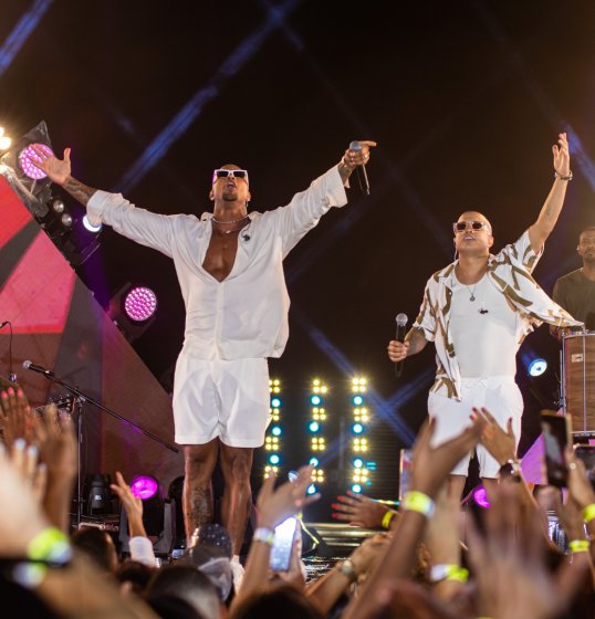 Renanzinho CBX anuncia Léo Santana como atração oficial do Te Vejo no Pagode Renanzinho CBX anuncia Léo Santana como atração oficial do Te Vejo no Pagode
