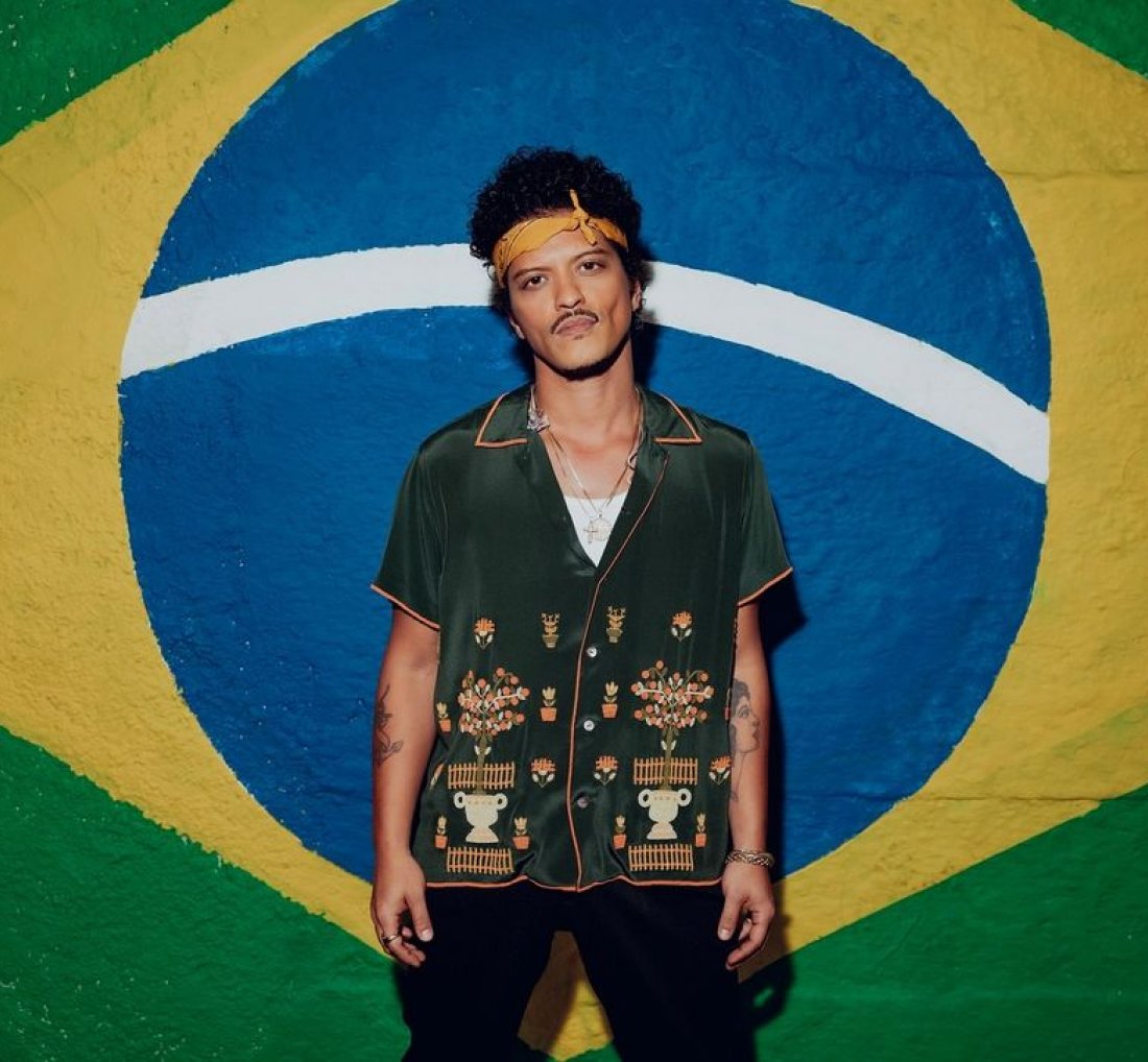 [Bruno Mars pode se tornar Cidadão Honorário do Brasil]