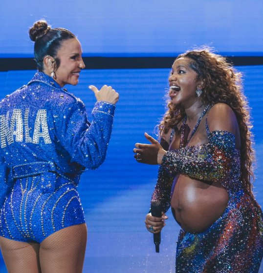 [A jaqueta usada por Ivete Sangalo no Rock in Rio, em homenagem a Nala, entra em leilão]