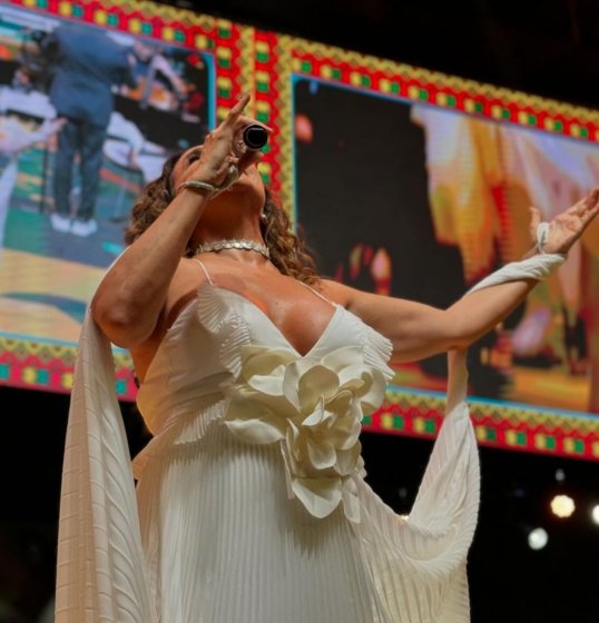 Arena “O Canto da Cidade” homenageia Daniela Mercury e reforça legado musical Arena “O Canto da Cidade” homenageia Daniela Mercury e reforça legado musical
