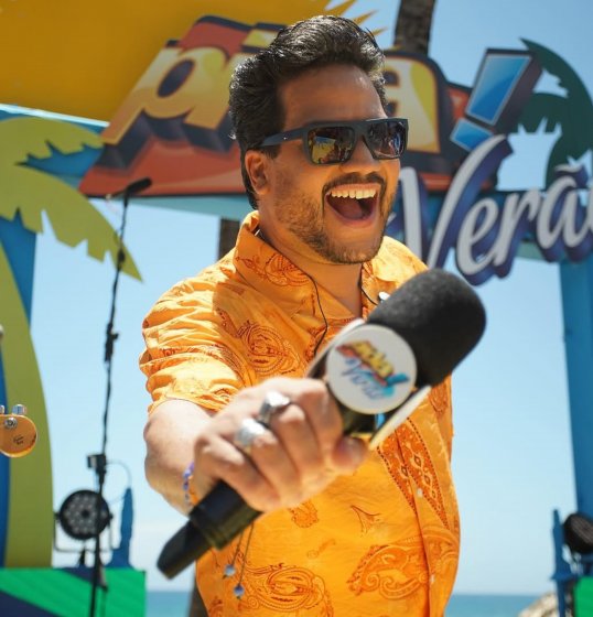 [Pida! estreia transmissão ao vivo do Carnaval de Salvador com Léo Sampaio no comando]