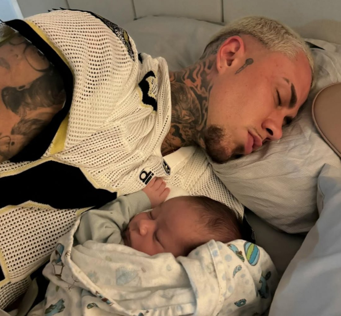 MC Daniel posta momento fofo com filho e encanta web:  [MC Daniel posta momento fofo com filho e encanta web: