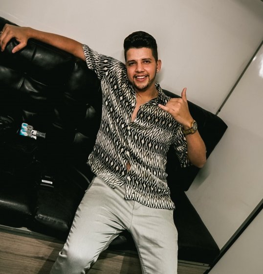 [Nadson O Ferinha, concorre em três categorias no Prêmio iBest; saiba mais.]