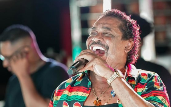 [Aos 63 anos, Compadre Washington mostra que o rebolado continua em dia; veja vídeo]
