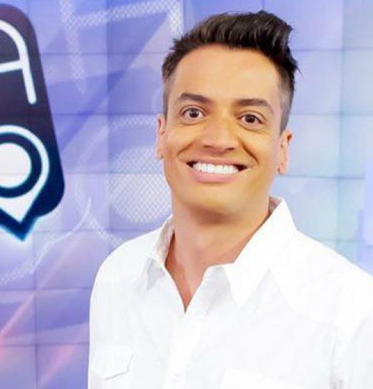 Leo Dias anuncia afastamento do Fofocalizando após polêmica e Xuxa se pronuncia
