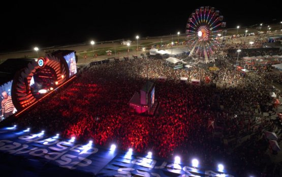 [Festival Virada Salvador reúne cerca de 550 mil pessoas nos três primeiros dias de festa]