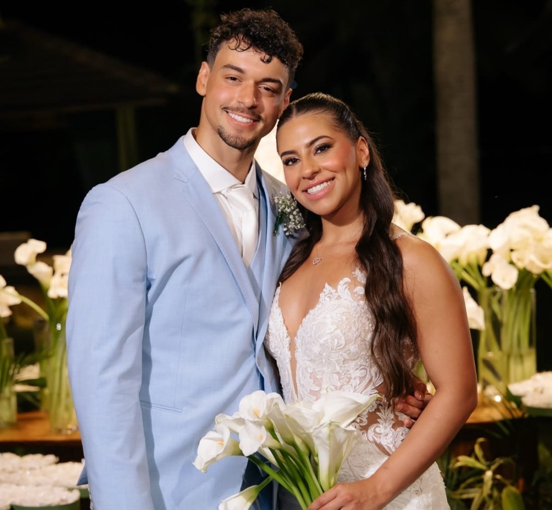 [Victor Alexandre, filho de Xanddy e Carla Perez, oficializa união com Jarline Batista]