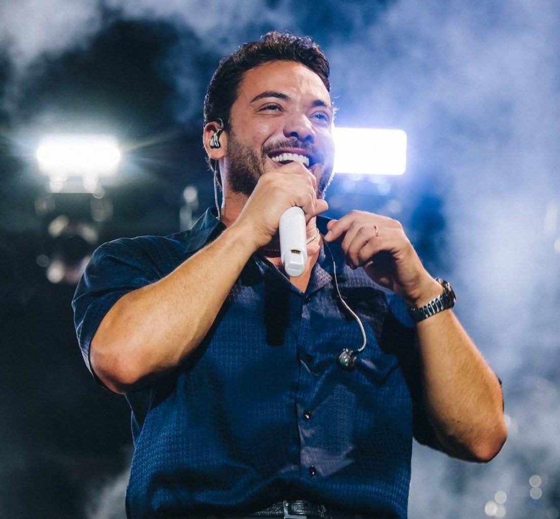 Vaquejada de Serrinha encerra edição com parque lotado e aniversário de Wesley Safadão