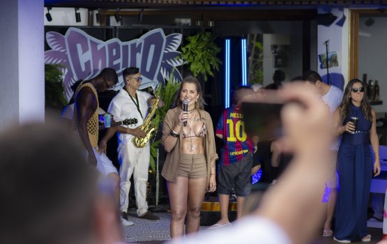 [Cheiro de Amor grava audiovisual acústico na Praia do Forte e inicia preparação para o verão]