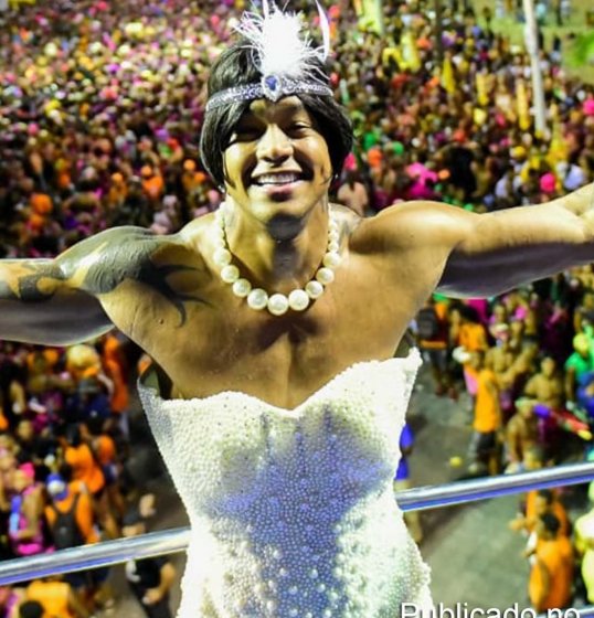 Boco Muquiranas confirma Léo Santana no Carnaval 2020 Boco Muquiranas confirma Léo Santana no Carnaval 2020