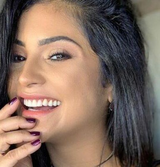 Mileide Mihaile briga com ex-namorado e corta roupas dele, diz jornalista Mileide Mihaile briga com ex-namorado e corta roupas dele, diz jornalista