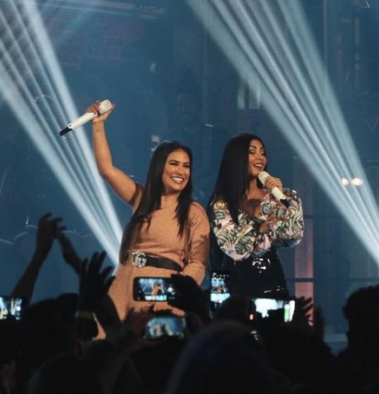 Simone e Simaria ganham premiações de álbum de platina e single de diamante Simone e Simaria ganham premiações de álbum de platina e single de diamante