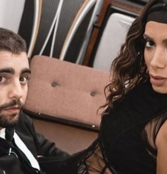 Anitta posta textão apaixonado no dia do aniversário do namorado; ele responde com indireta Anitta posta textão apaixonado no dia do aniversário do namorado; ele responde com indireta