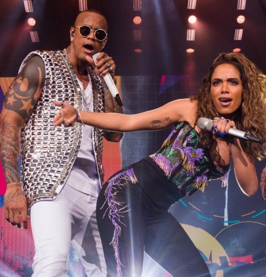Deu muito o que falar a parceria entre Léo Santana e Anitta Deu muito o que falar a parceria entre Léo Santana e Anitta