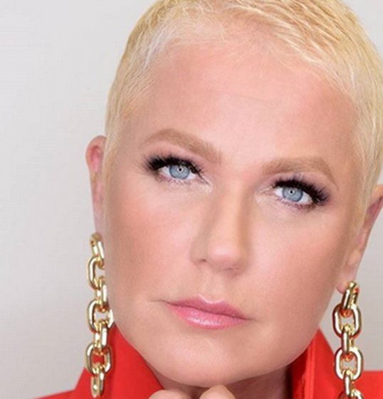 Xuxa revela surpresa: 